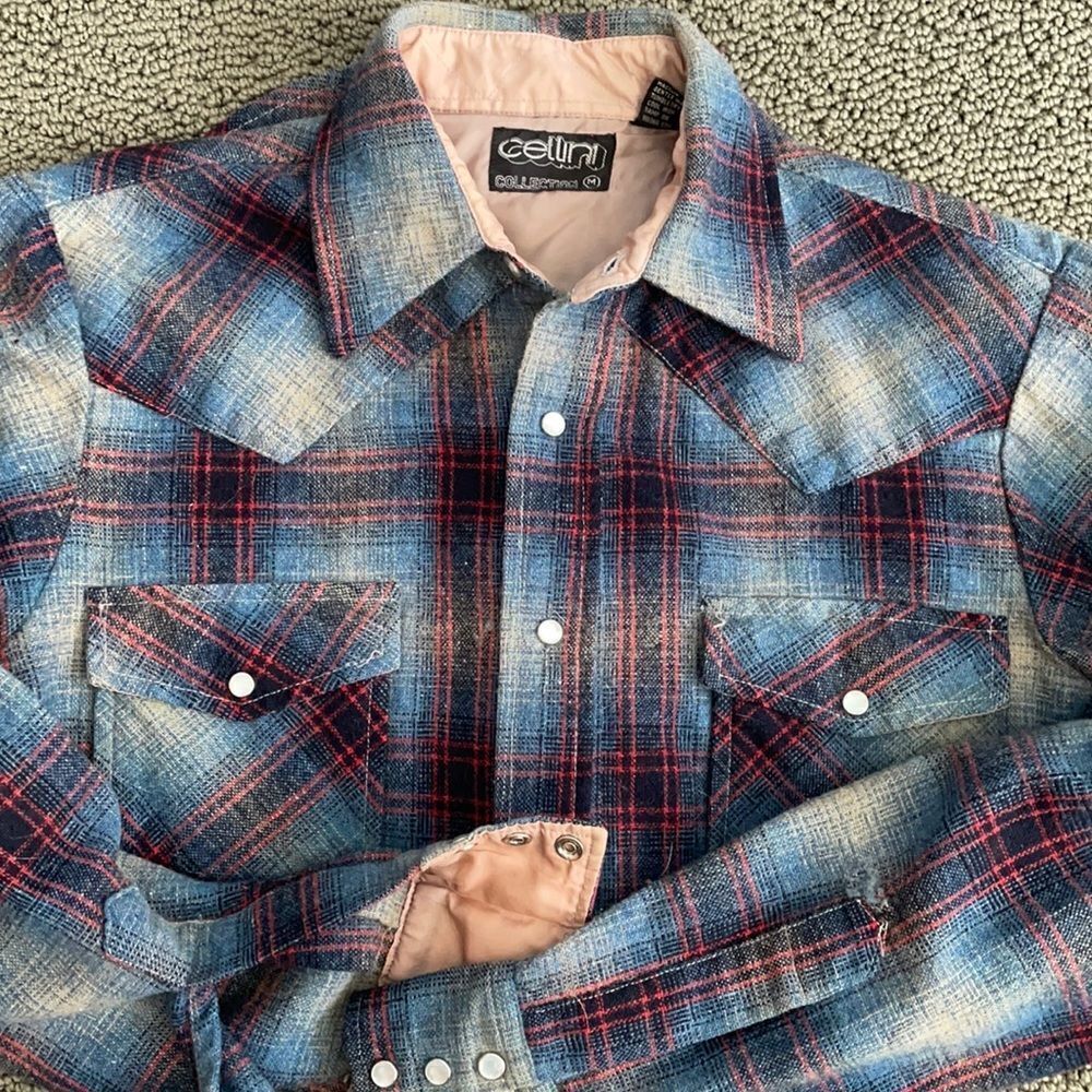 80% Wool Woman’s Snap Up Shirt